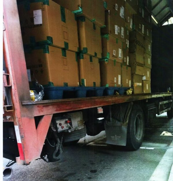 弘益配资 一品牌公司员工以服饰“盲盒”做诱饵，诈骗朋友26万元